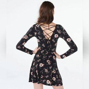 Aeropostale Size M Floral Black Dress with Lace-Up Back